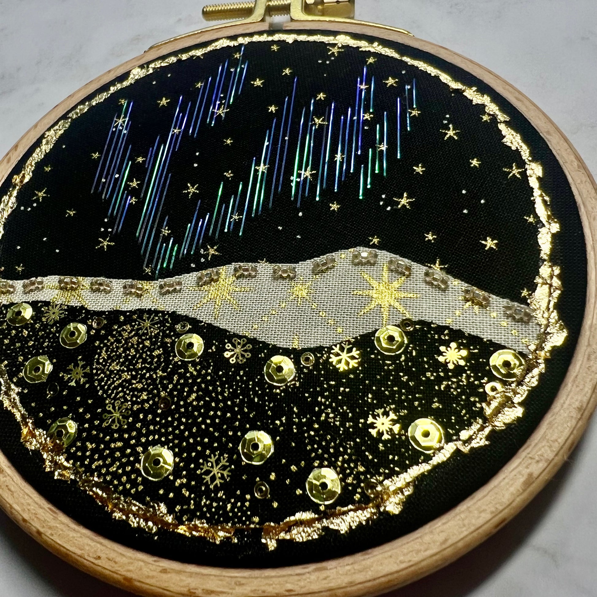 Gilded Snow Aurora - #673 4.5” hoop