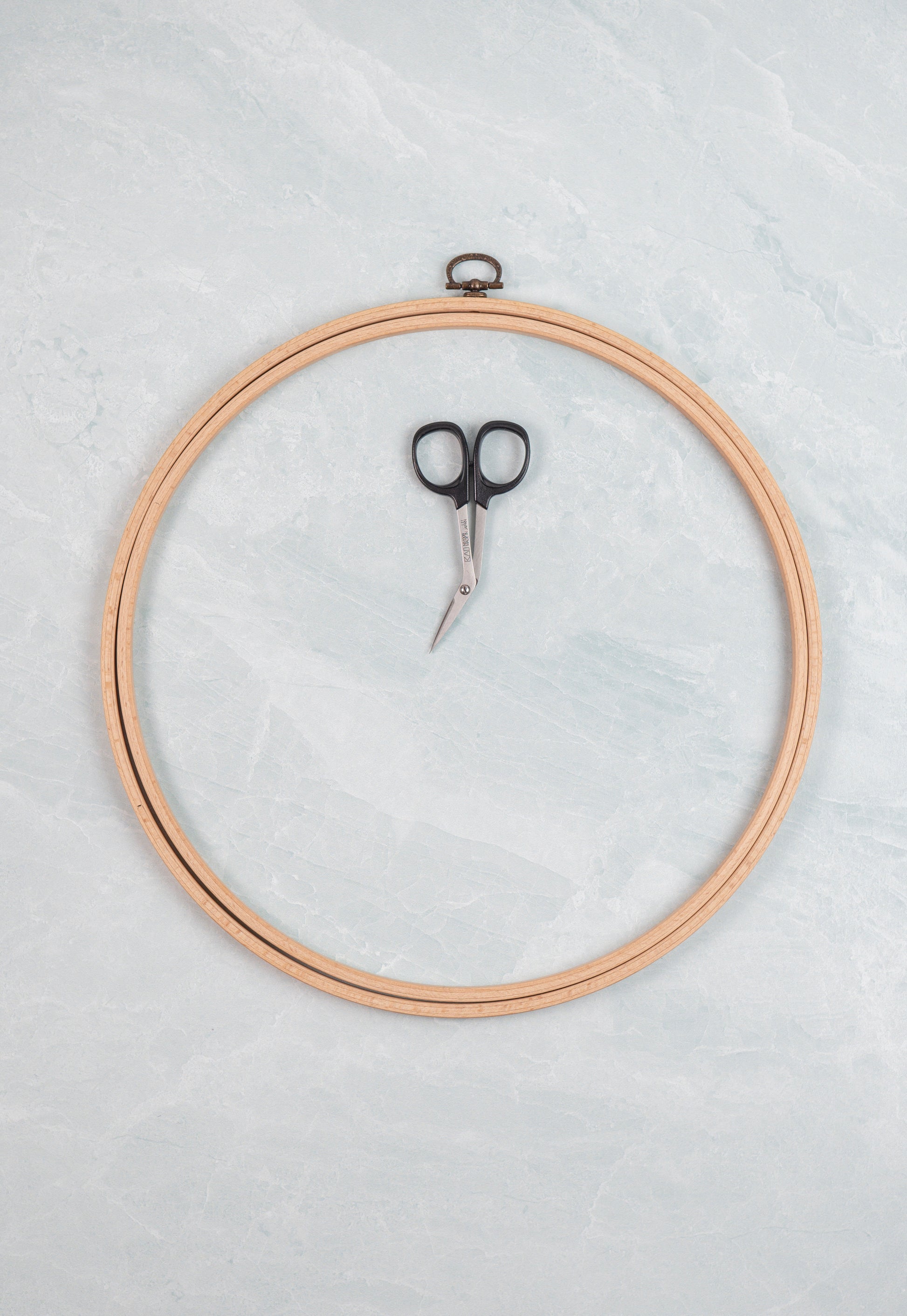 Nurge Hanging Screwless Display Frames: 8mm