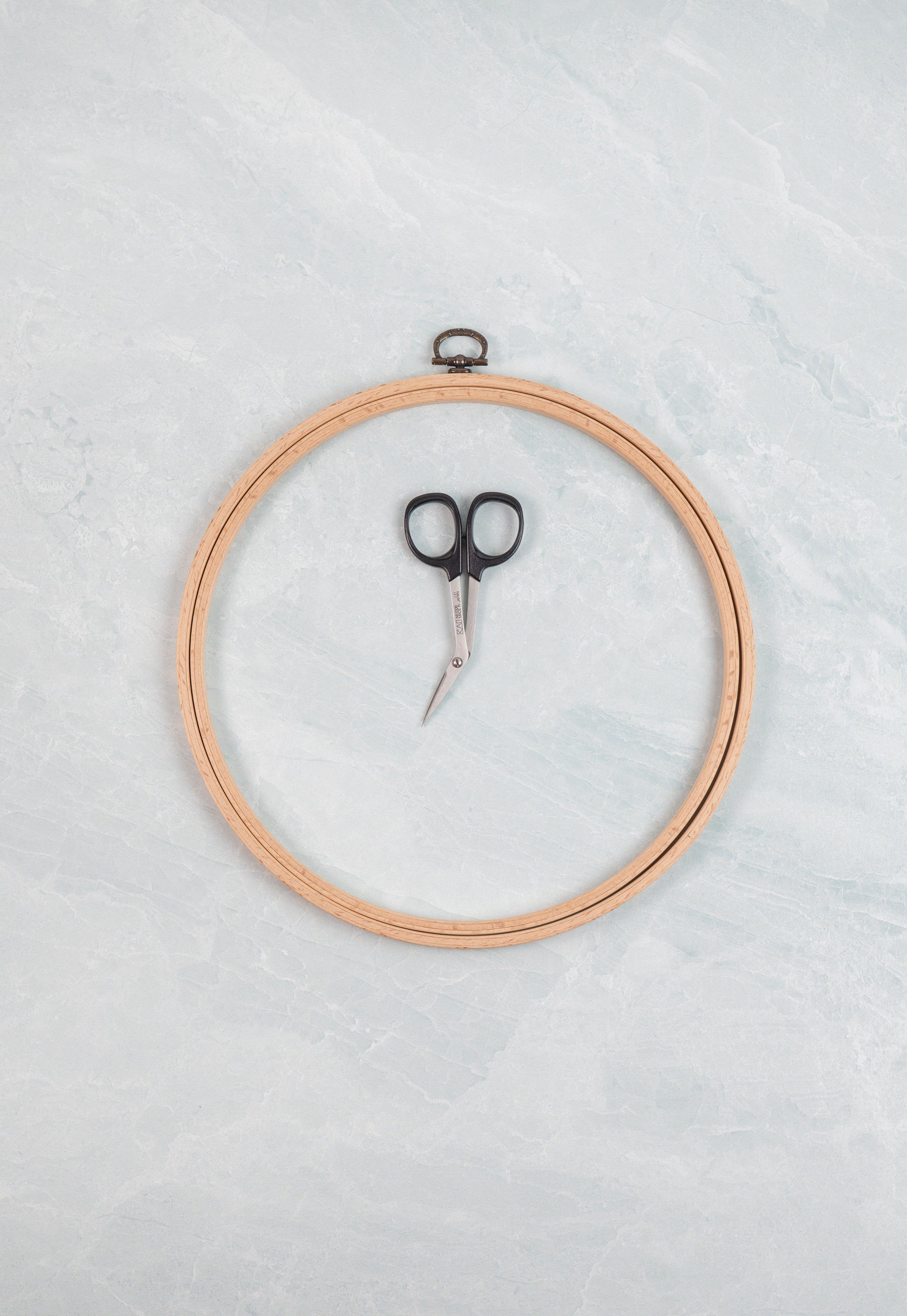 Nurge Hanging Screwless Display Frames: 8mm