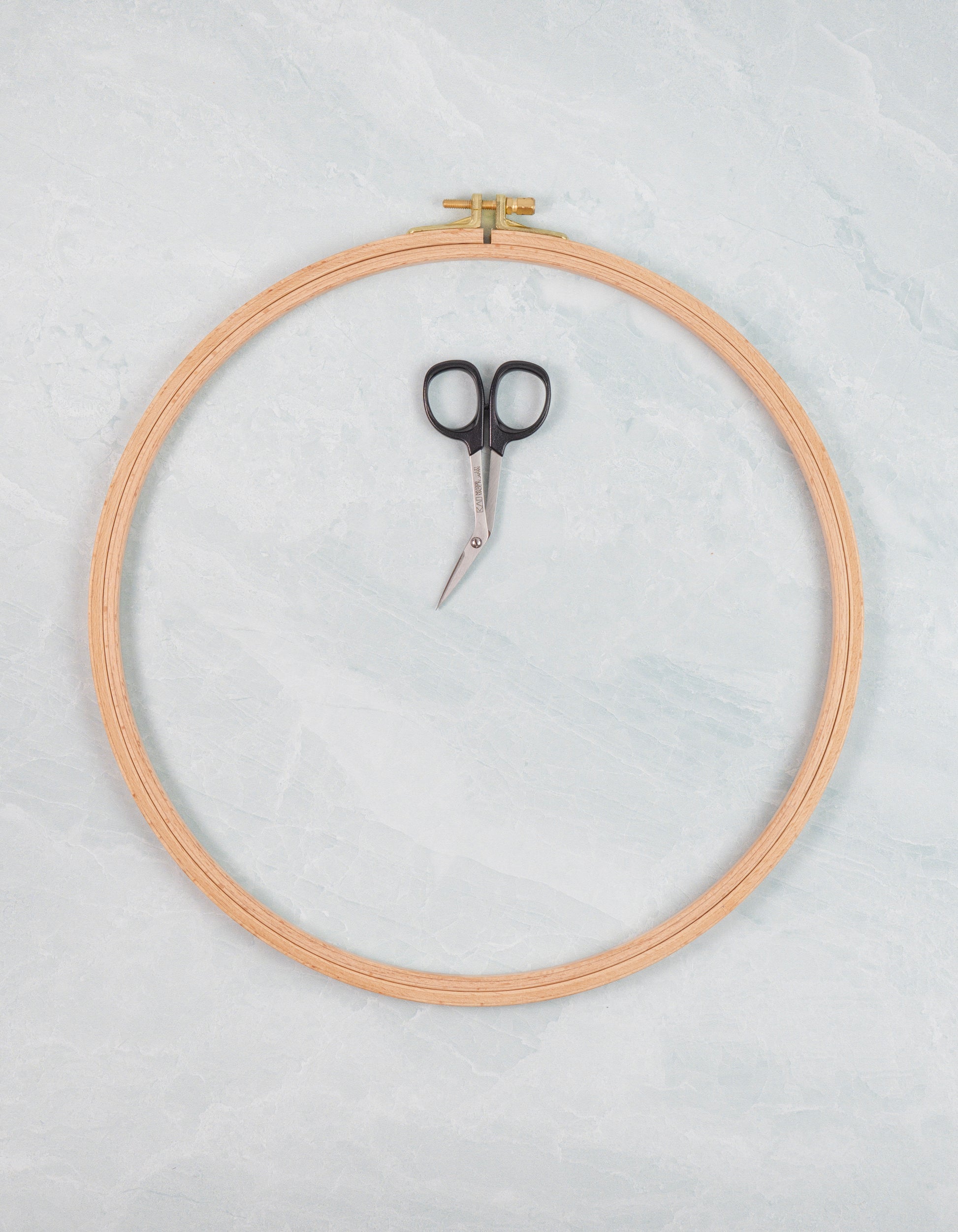 Nurge Beechwood Embroidery Hoops: 8mm