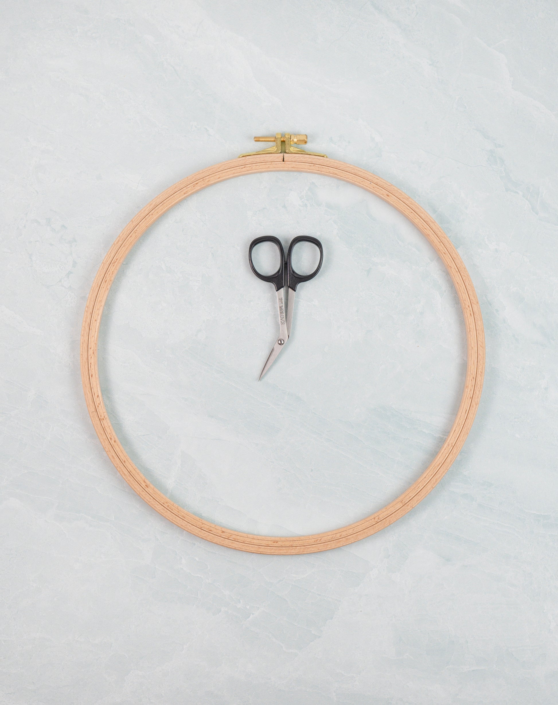 Nurge Beechwood Embroidery Hoops: 8mm