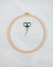 Load image into Gallery viewer, Nurge Beechwood Embroidery Hoops: 16mm
