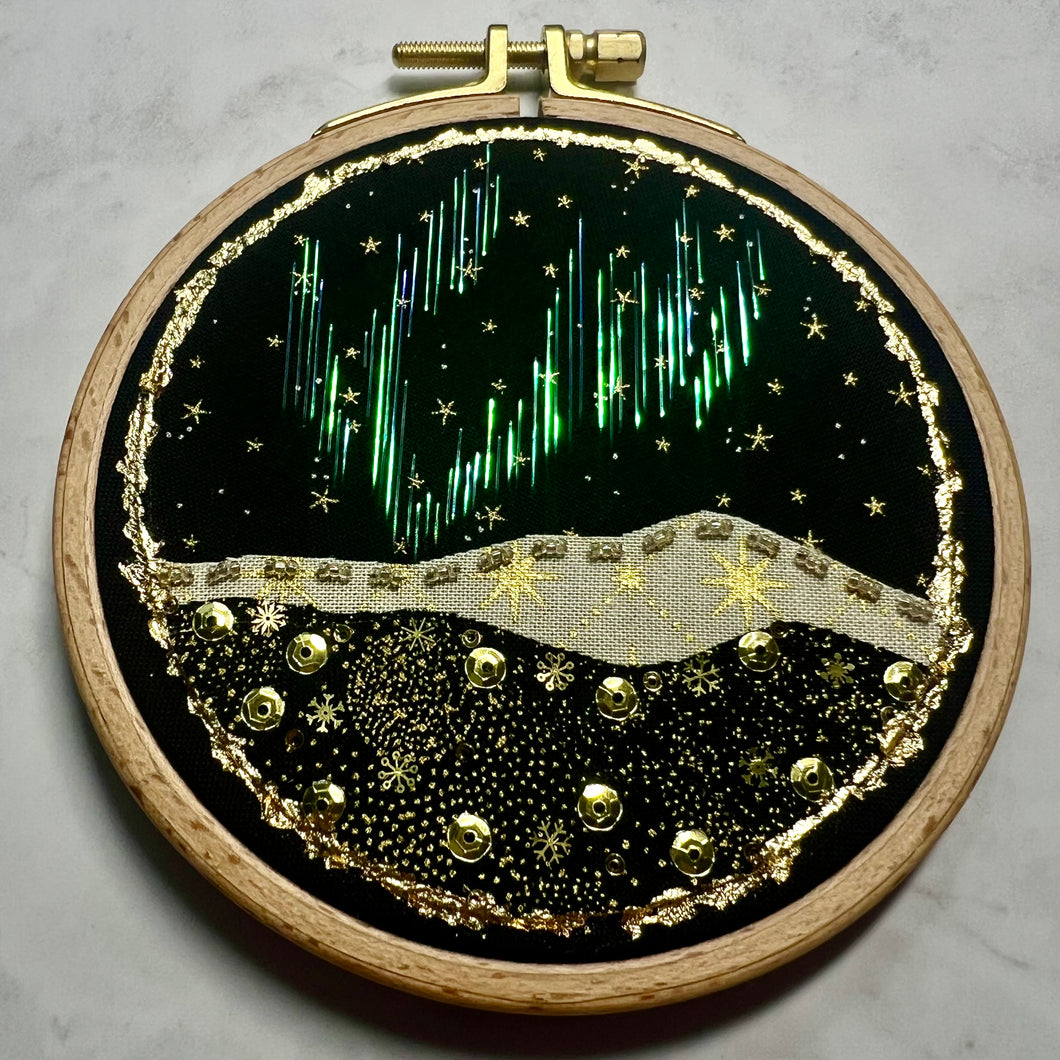 Gilded Snow Aurora - #673 4.5” hoop