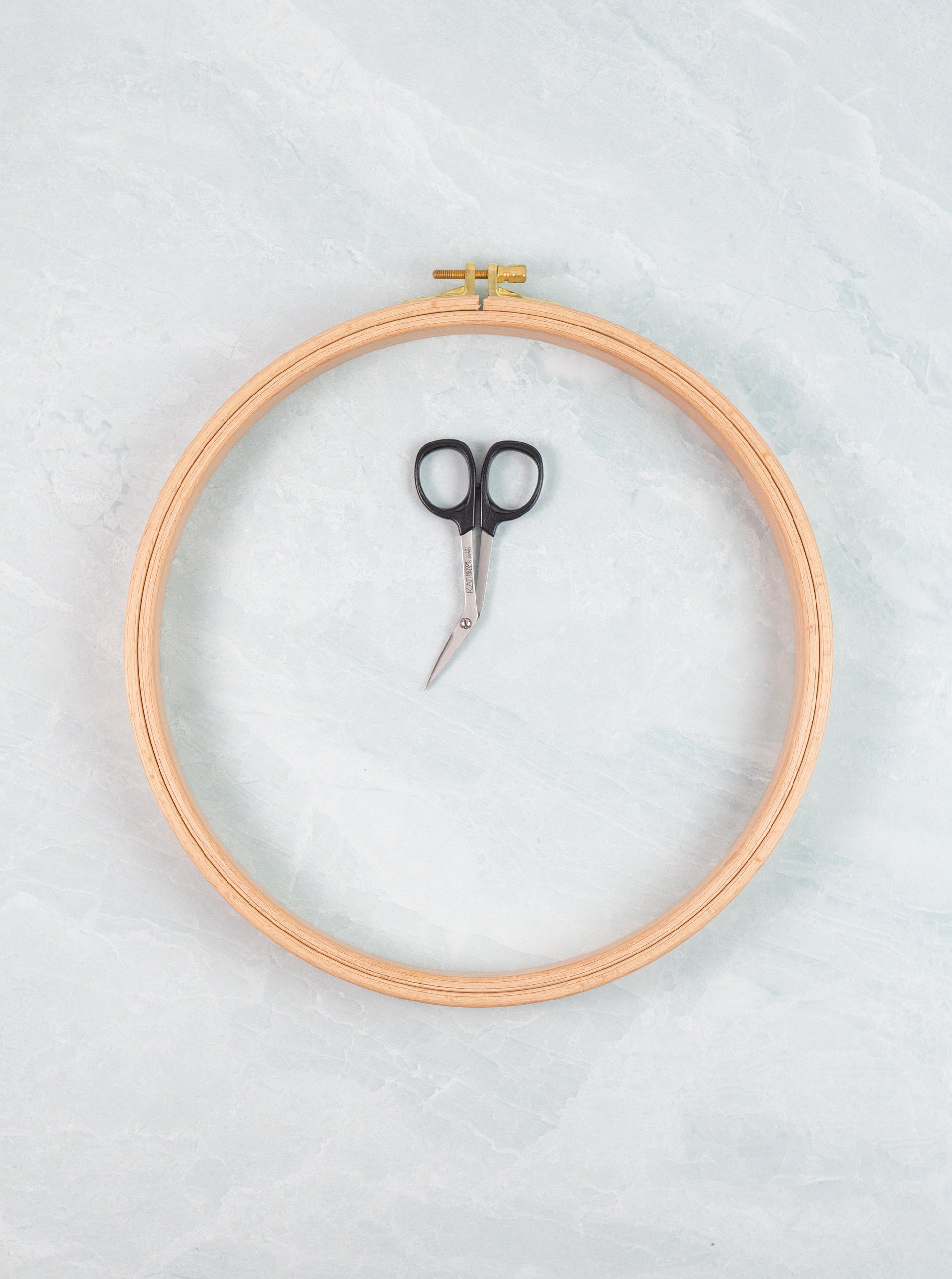 Nurge Beechwood Embroidery Hoops: 24mm (1”)