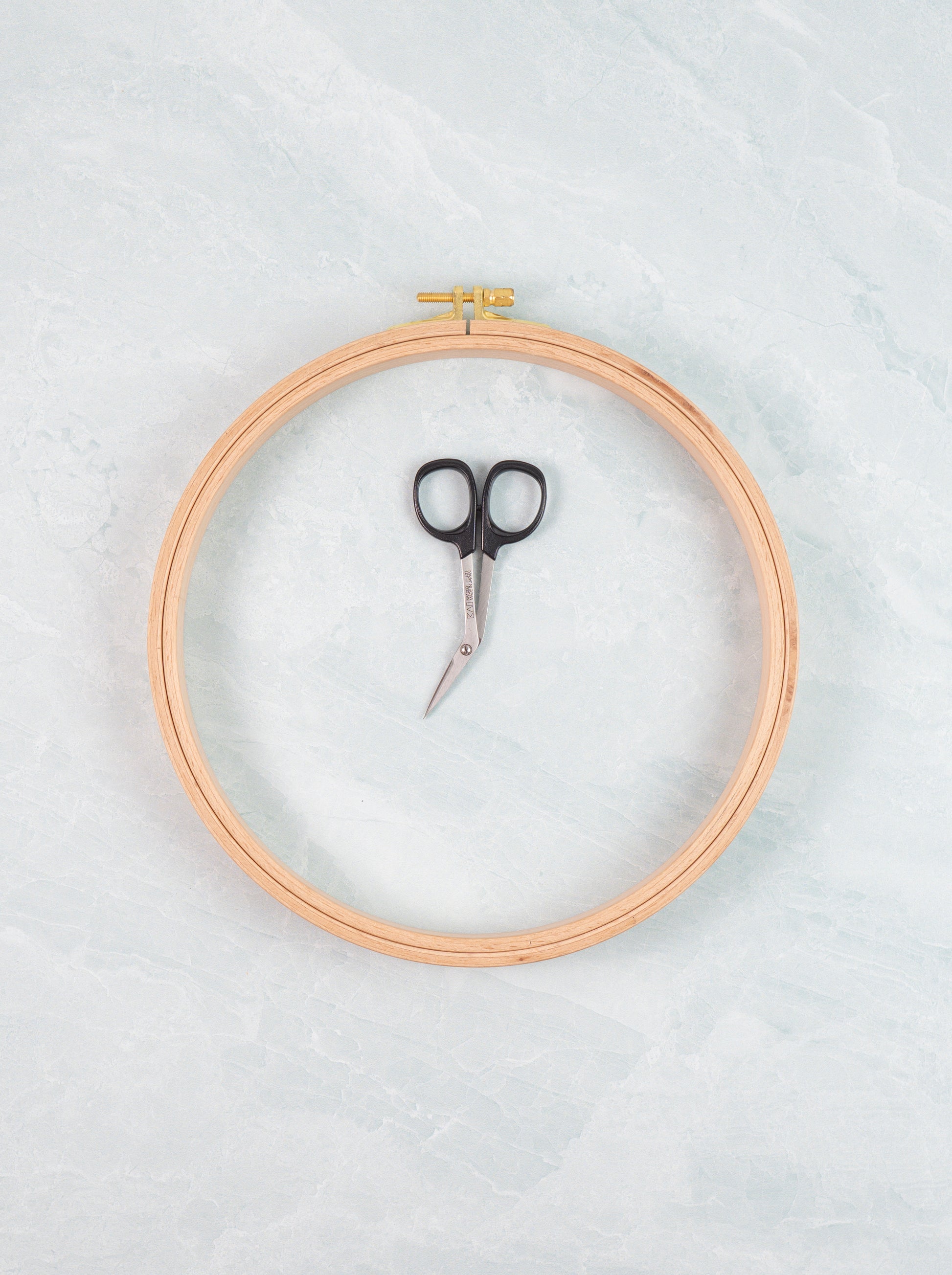 Nurge Beechwood Embroidery Hoops: 24mm (1”)