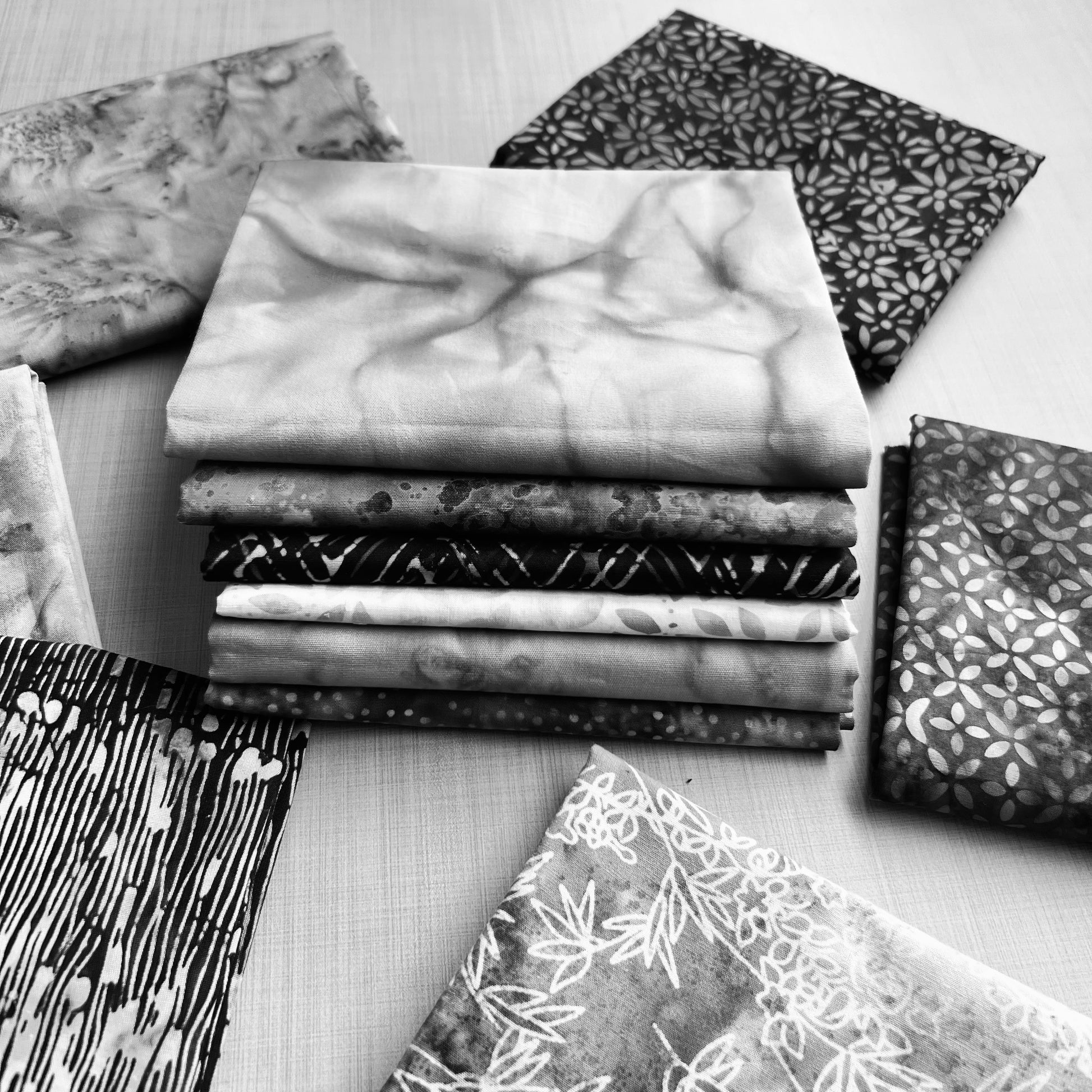 Mystery Batiks Mini Fabric Pack