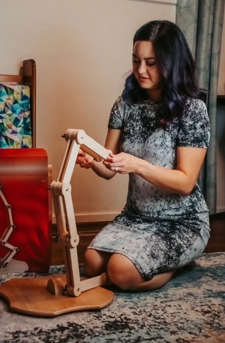 Nurge Embroidery Floor Stand