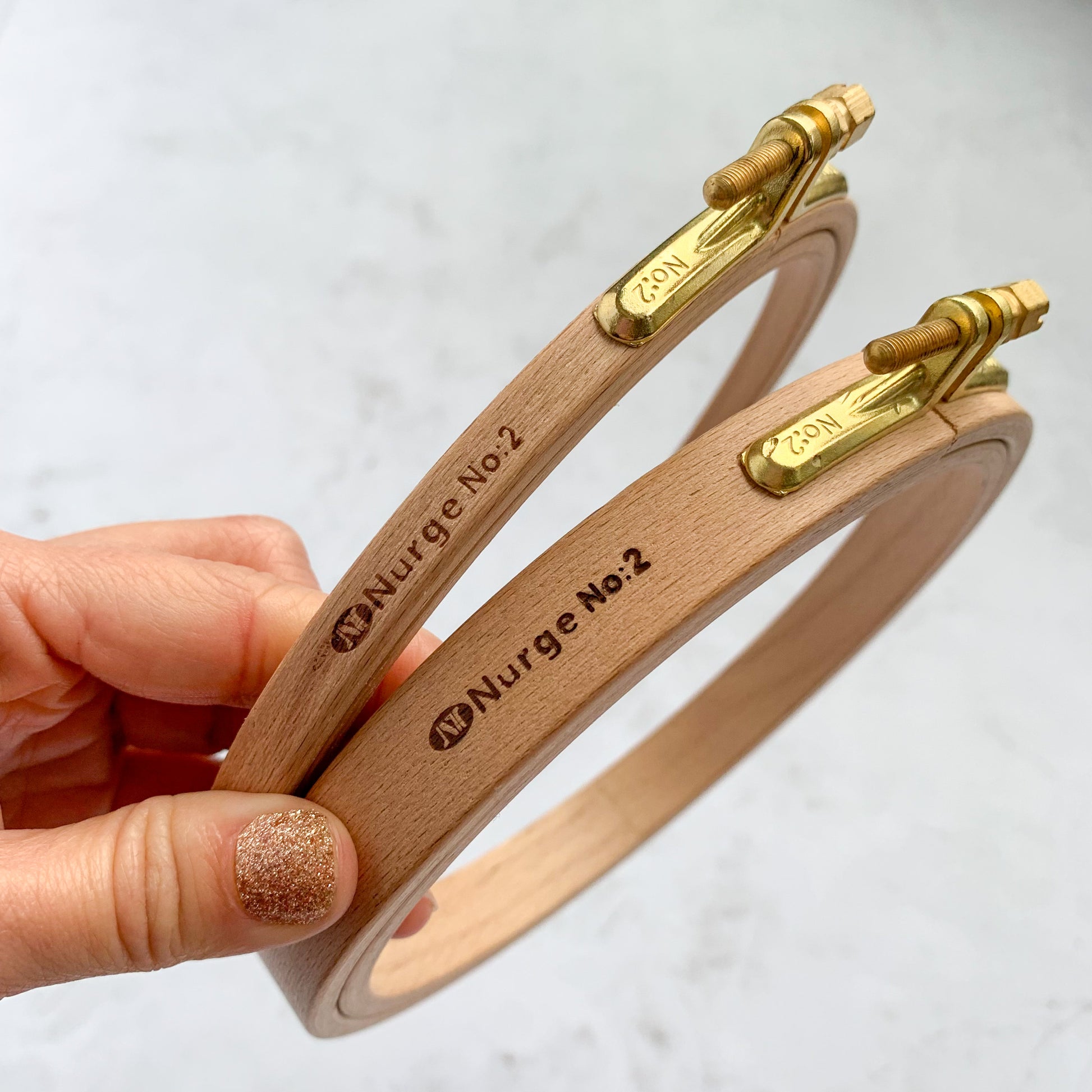 Nurge Beechwood Embroidery Hoops: 16mm